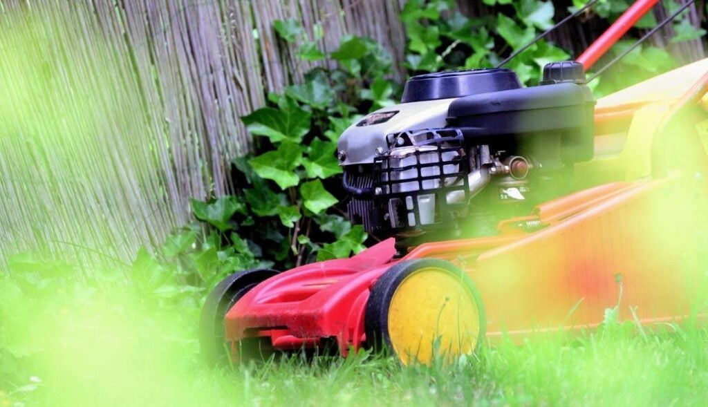 melbourne's best lawn mowing companies